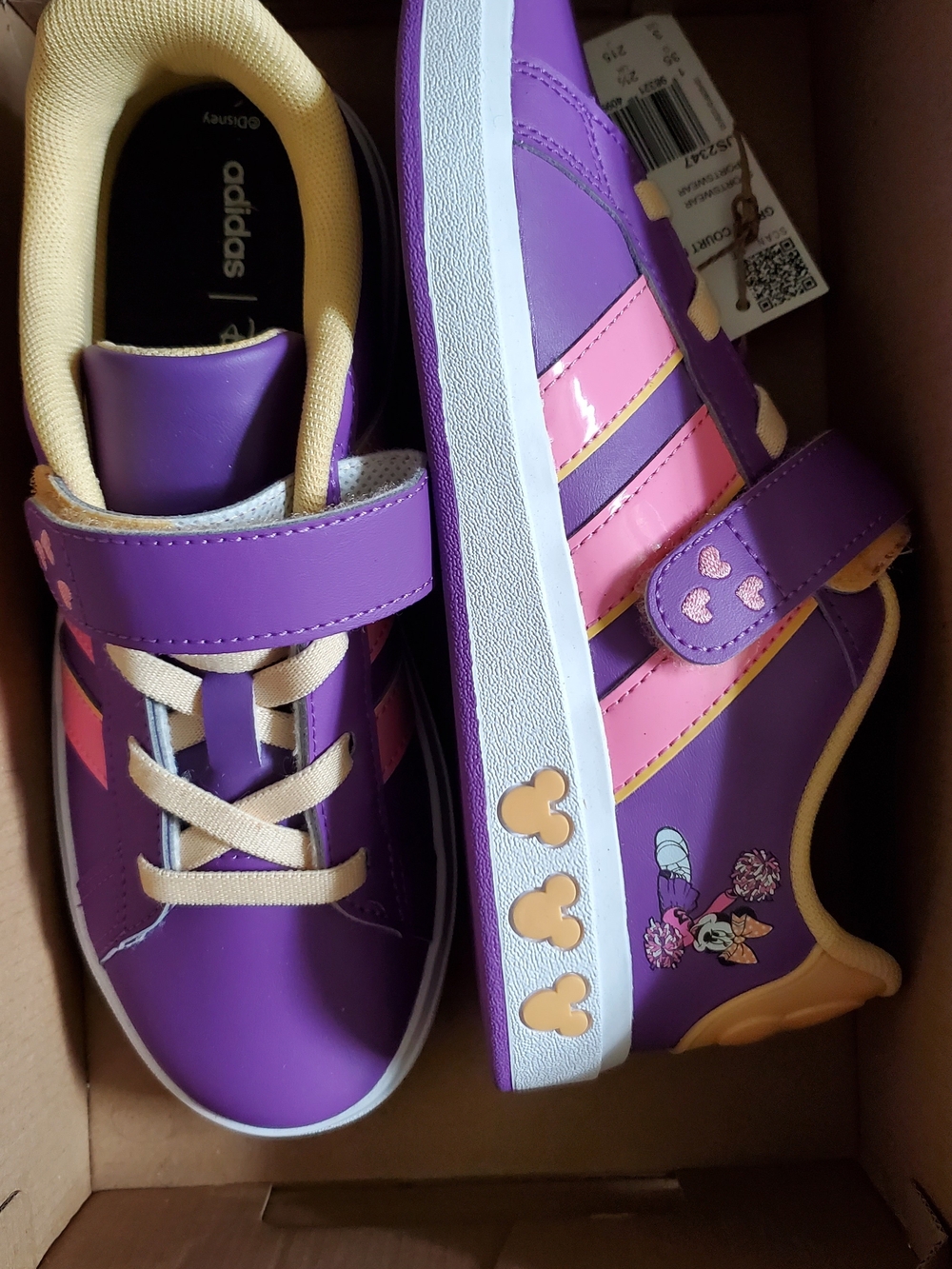 Kids adidas Disney Grand Court Minnie Mouse Sneakers